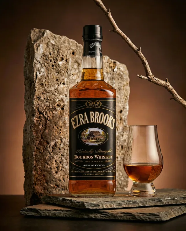 Ezra Brooks Bourbon (70cl, 45%)