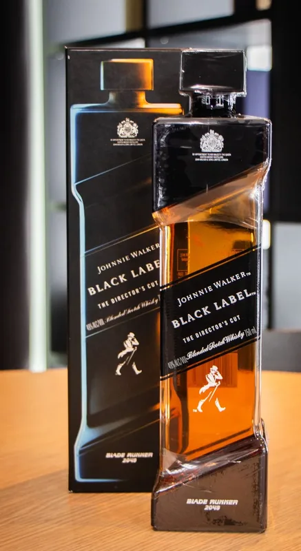 Johnnie Walker Black Label The Director's Cut Blade Runner 2049 (75cl, 49%)