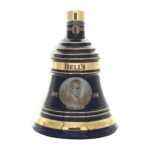 Bell’s Decanter Christmas 2004 â Bell's whisky bottle