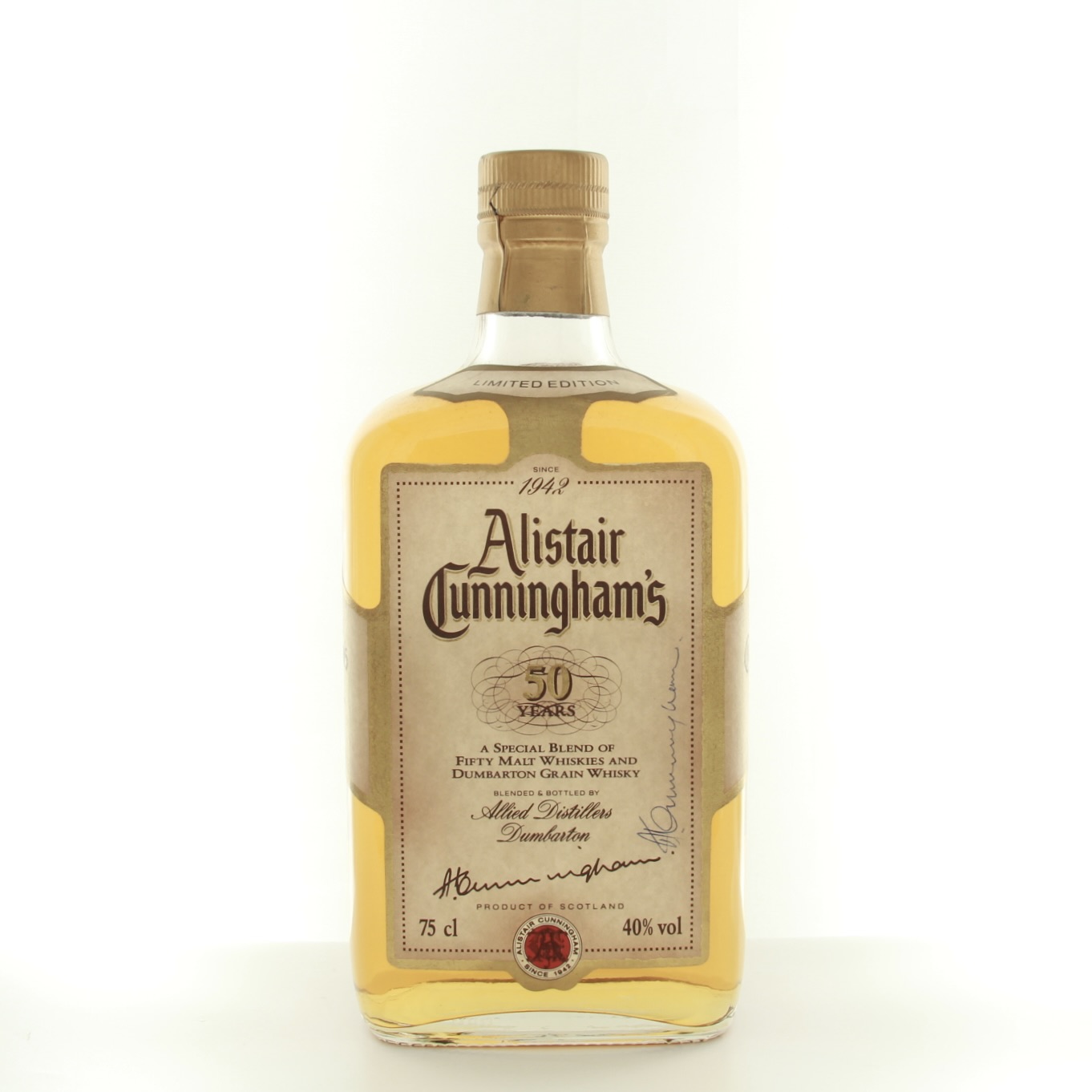 Alistair Cunningham’s 50 Years Limited Edition Signed 75cl 40% Scotland Whisky 