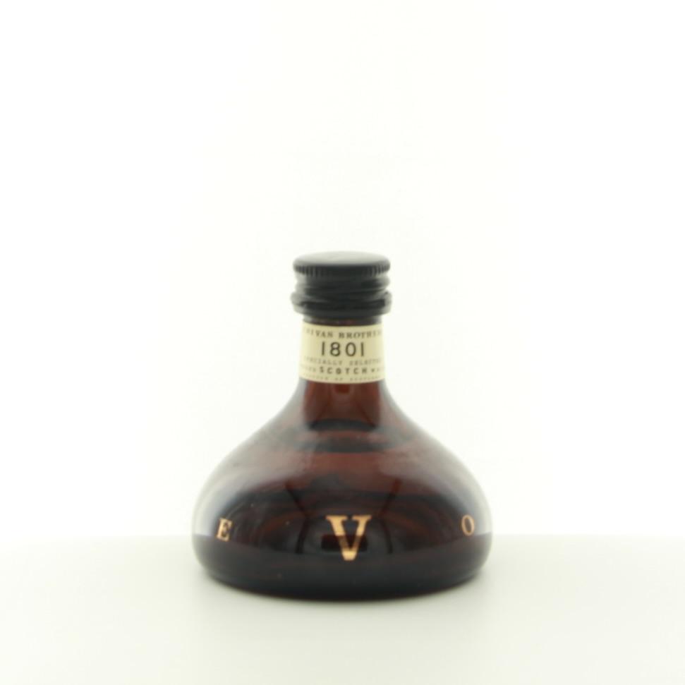 Chivas Brothers Revolve 1801 Miniature 5cl 50% Blended Scotland Whisky