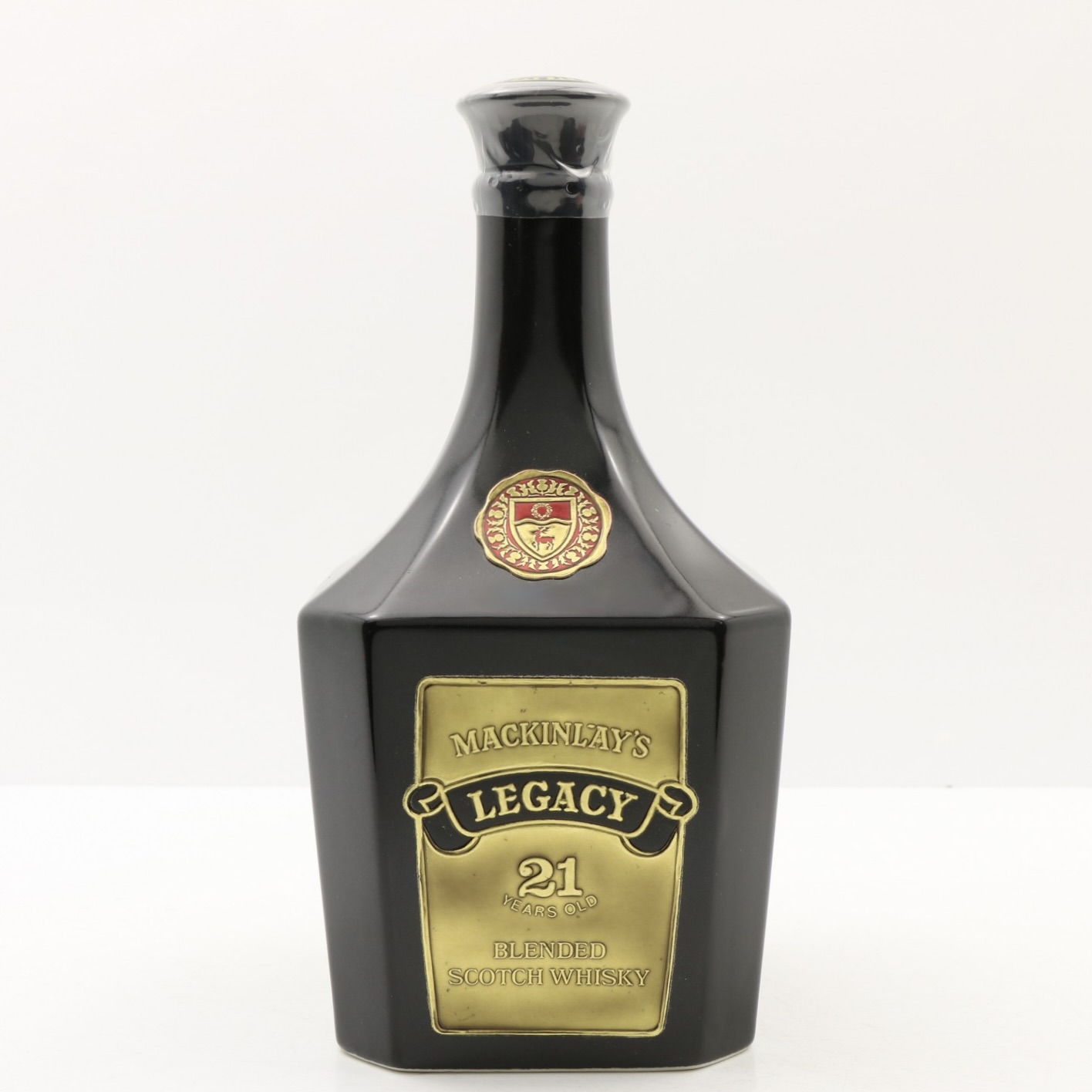 Mackinlays Legacy 21 Year Old Ceramic Decanter (1980’s Edition) 75cl 43% Blended Scotland Whisky