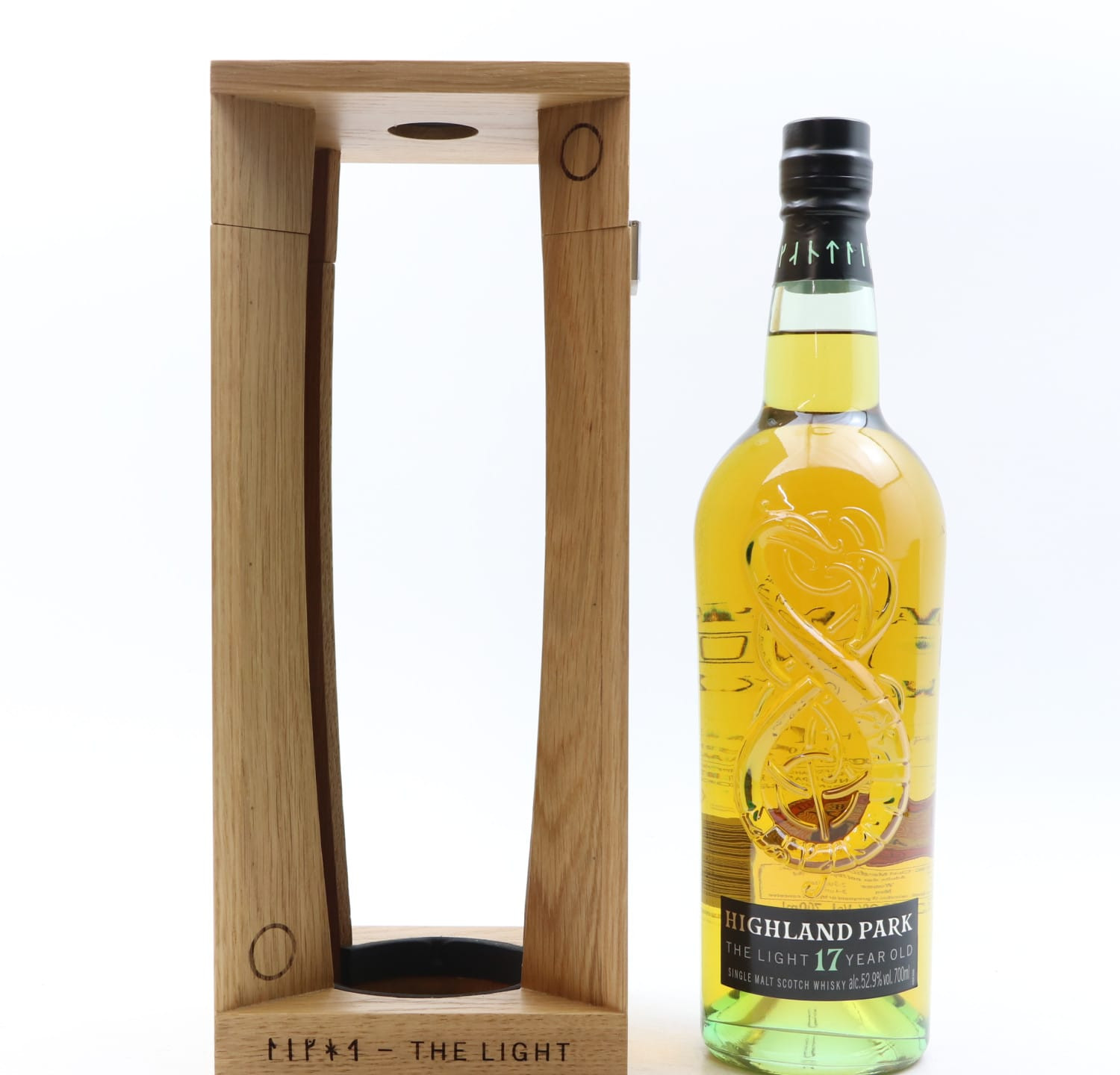 Highland Park 17 Year Old The Light Whisky 