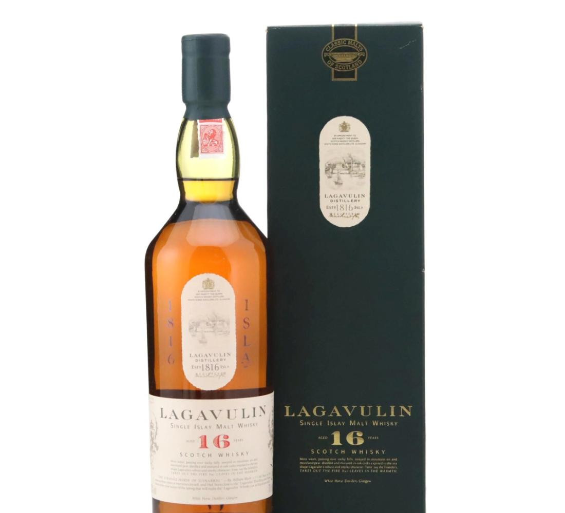 Lagavulin 16 Year Old – White Horse Distillers Whisky 