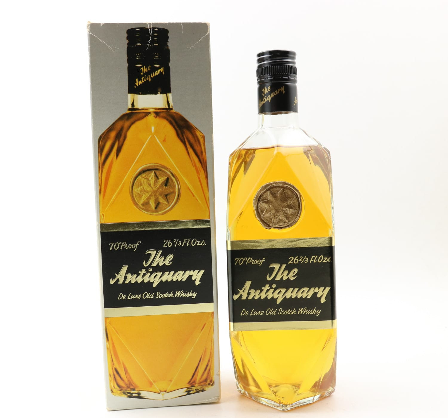 The Antiquary 26 2/3 Fl Oz Whisky 