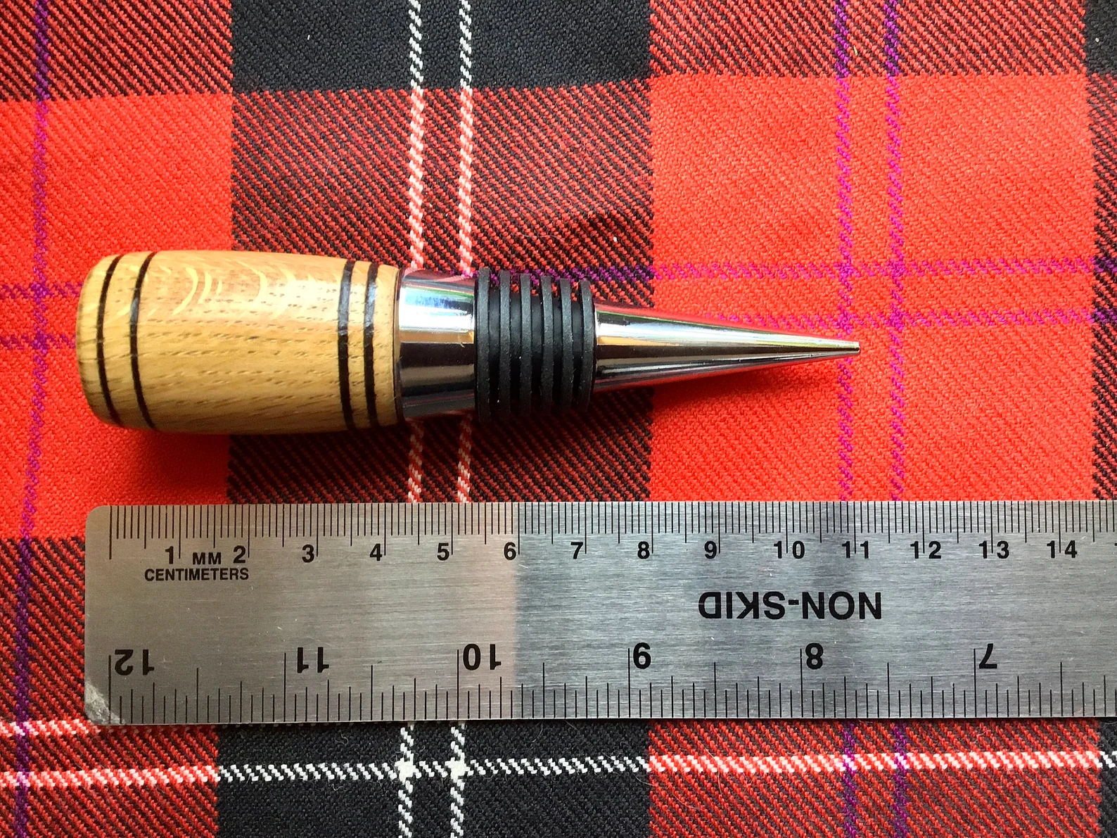 Authentic Whisky Barrel Oak Bottle Stopper - Image 6