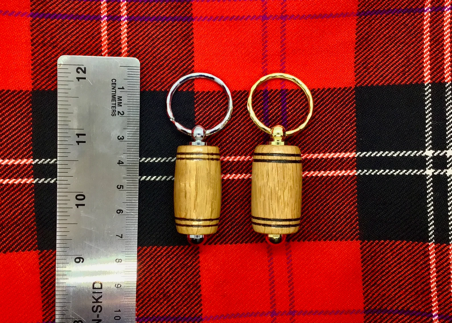 Authentic Oak Whisky Barrel Keyring - Image 5
